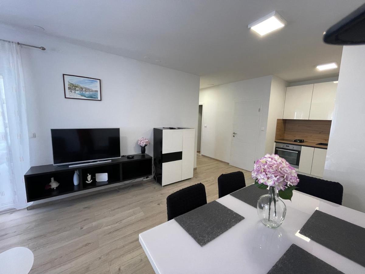 The Big Terrace Apartment Makarska Extérieur photo
